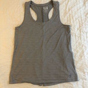 Mountain Hardwear W’s light grey tank